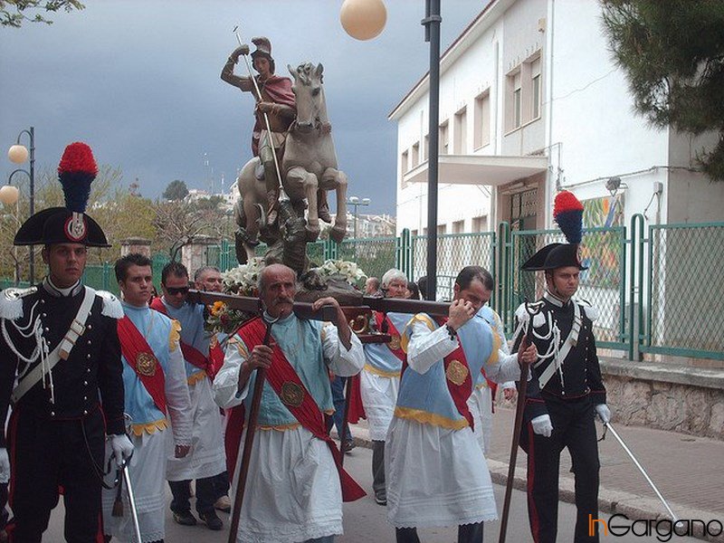 phoca_thumb_l_festa-patronale-vieste-san-giorgio-martire_3.jpg